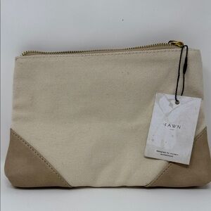 Fawn Beige and Cream Canvas Pouch with zipper 9 x 7”
Great for Beauty/Make-up